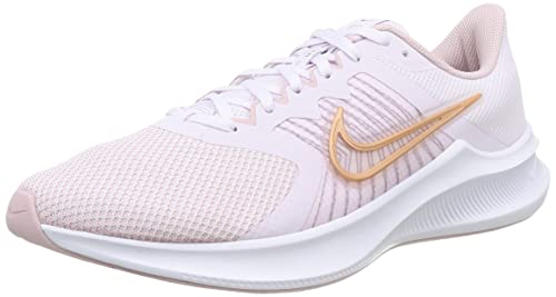 Nike Downshifter 11, Zapatos para Correr Mujer, Light Violet Champagne White Metallic Red Bronce, 40 EU