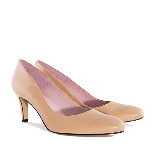 Andrés Machado - Zapato de Tacón en Piel Color Nude para Mujeres y Adolescentes - Natalia – Stilettos de Punta Almendra para Invierno y Verano – Salones en Talla EU 43