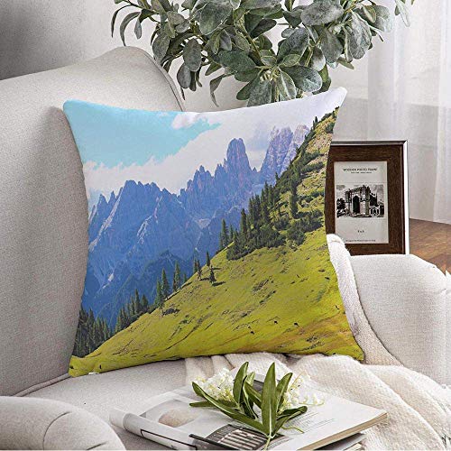 Funda de cojín Cuadrada Decorativa Vista de la Naturaleza Paisaje Bosque Verde Prados Montañas Azules Turismo Dolomitas Valle Vacaciones Italia Funda de cojín Suave para Dormitorio Sofá Sofá