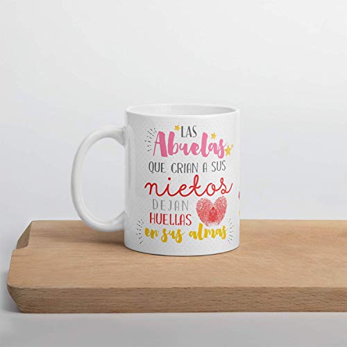 Kembilove Taza Desayuno para Abuela – Taza Original con Mensajes Graciosos – Taza con Frase Las Abuelas dejas Huellas – Regalos Originales Tazas de Té para Abuelas