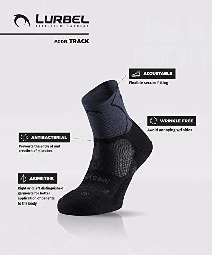 Lurbel Track, Calcetines de Trail Running, Calcetines Anti-Ampollas, Calcetines Transpirables y Anti-olor, Calcetines de correr. Calcetines Para Hombre, Unisex. (Negro - Marengo, PEQUEÑA - S)