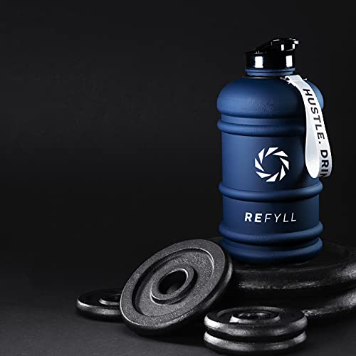 REFYLL X Botella Sport 2L – "Beast" I Botella ligera de 2 litros para gimnasio, fitness y entrenamiento I Water Jug 2200 ml I Botella 2L – 100% antigoteo & libre de BPA (azul marino)