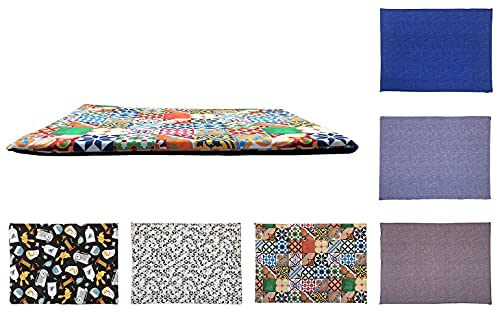 TIENDA EURASIA® Cama para Perros - Colchoneta Acolchada Rellena de Fibra Hueca Siliconada - Tela Loneta Lavable - Ideal para Perros y Gatos - Fabricadas en España (M - 65x90x4cm, Estampado Hidraulico)