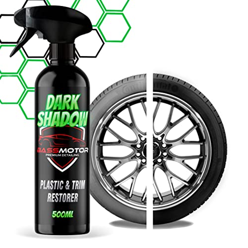 Abrillantador Hidratador de Plástico y Neumáticos Coche Moto Restaurador Gomas Viejas Recupera Brillo Negro Coche Interior y Exterior Uso Facil para Lavado en Casa BassMotor - Dark Shadow 500ml