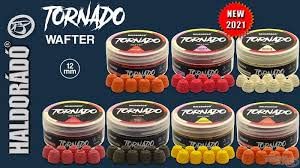 Haldorado Tornado Wafter Pellet Boilie Bait para Pesca de Carpa, Forma Especial, 100% Biodegradable, 12 mm de Ancho y 11 mm de Largo, Ajo y Almendras