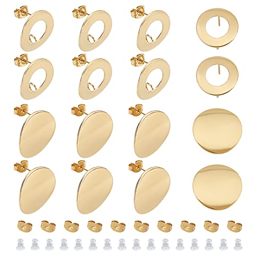 UNICRAFTALE 20pcs 2 Estilos Dorados Planos/Huecos Redondos 304 Fornituras de Pendiente de Acero Inoxidable con Tuercas de Silicona Fornituras de Acero Inoxidable con Pendiente de Aro con Placa Plana