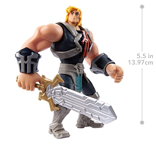 Masters of the Universe Figura de Acción He-Man - Articulado - Función de Ataque con Muelle - 13,9 cm - Regalo para Coleccionistas y Niños de 4+ Años