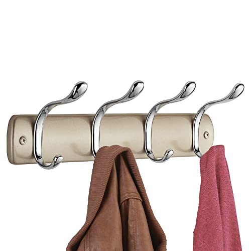 mDesign Perchero de pared de acero - Colgador de ropa con 8 ganchos - Cuelga ropa para recibidor: abrigos, sacos, chales, pañuelos - Muy útil para organizar armarios y guardarropas - color champaña