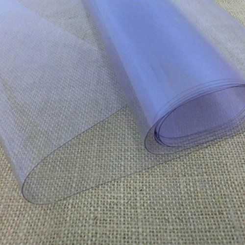 Plástico PVC transparente de 140 cm ancho para manualidades y confecciones. 100% PVC - Grosor: 200 micras (0.02 cm) - Se vende por metros: 1 UNIDAD = 1 METRO