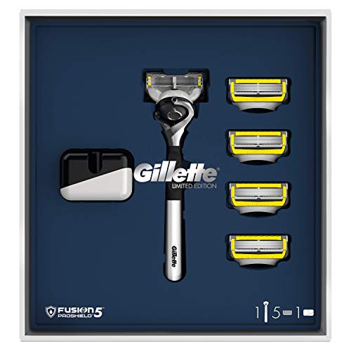 Gillette Fusion 5 ProShield Máquina de Afeitar Hombre + 4 Cuchillas de Recambio + Base Magnética, Regalos Originales para Hombre