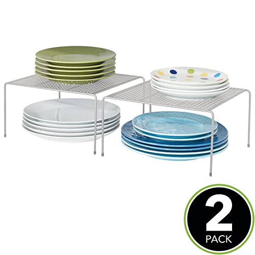 mDesign Juego de 2 estantes de Cocina – Soportes para Platos de Metal – Organizadores de armarios pequeños para Tazas, Platos, Alimentos, etc. – Plateado