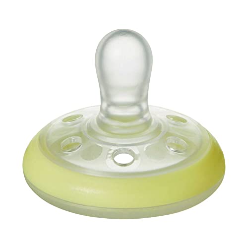 Tommee Tippee Chupete con Forma de Pecho Night, Textura Similar a la Piel, Diseño Anatómico Simétrico, 0-6 Meses, Set de 4